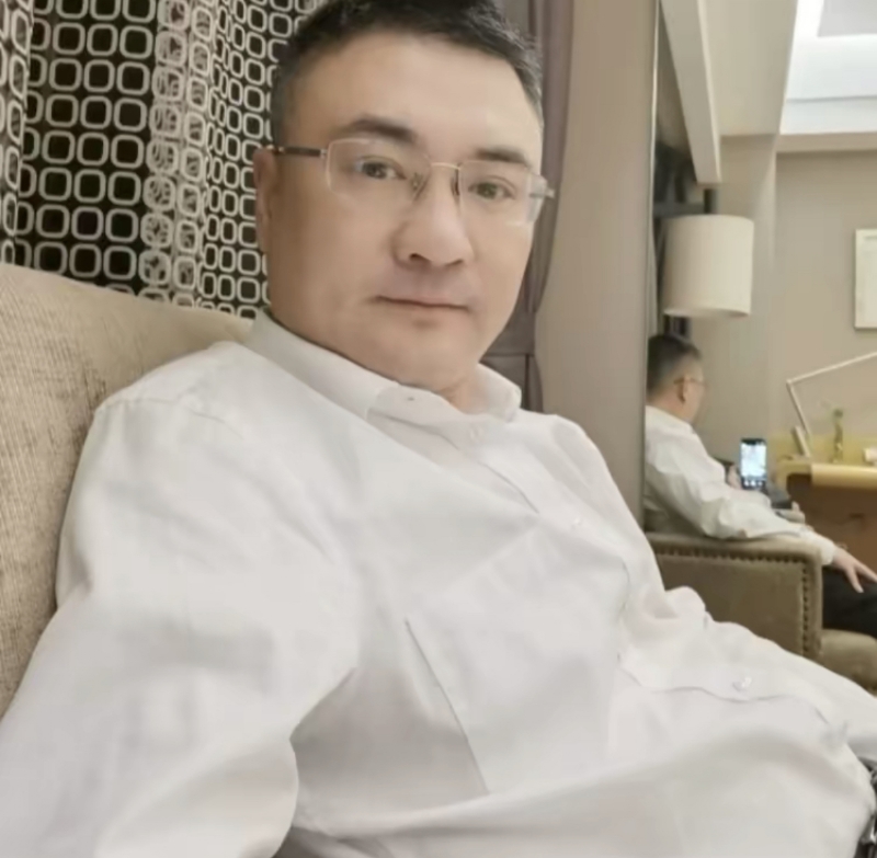 追逐的第二张照片--浙江上门女婿服务网
