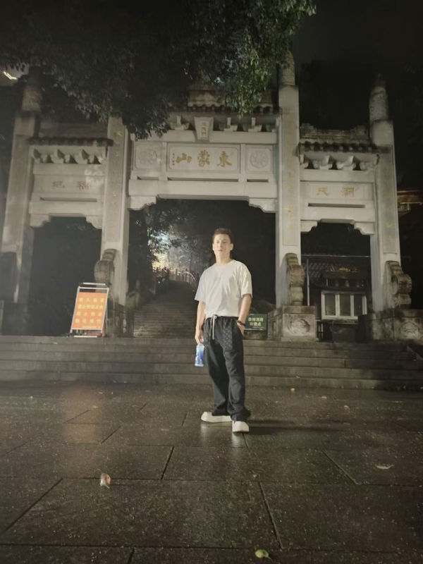 慕晨的第一张照片--浙江上门女婿服务网